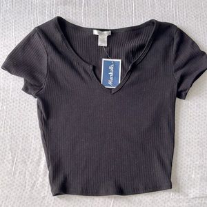 Black ribbed baby tee